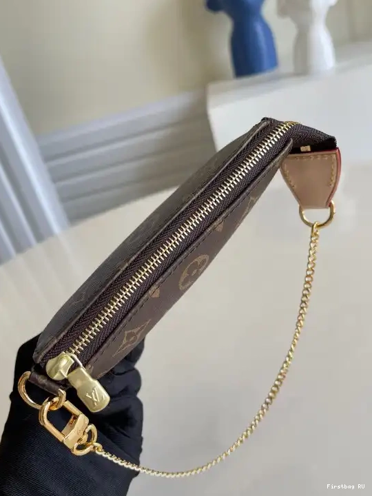 Firstbag ru POCHETTE ACCESSOIRES MINI LOUIS VUITTON 0523